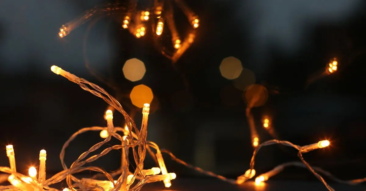Noël Minimaliste : Conseils et Astuces