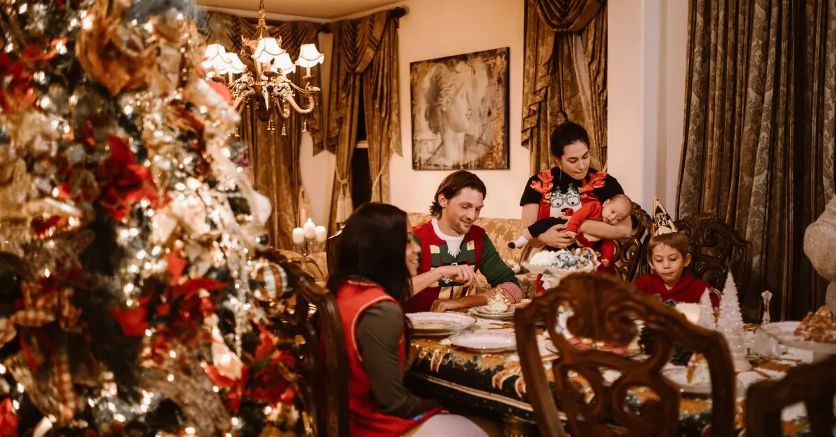 Créer un Noël Enchanté grâce aux Traditions Familiales