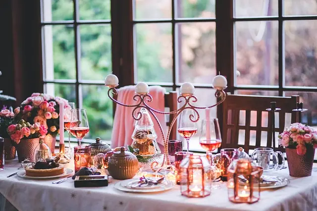 Comment Créer un Village de Noël Éblouissant chez Vous