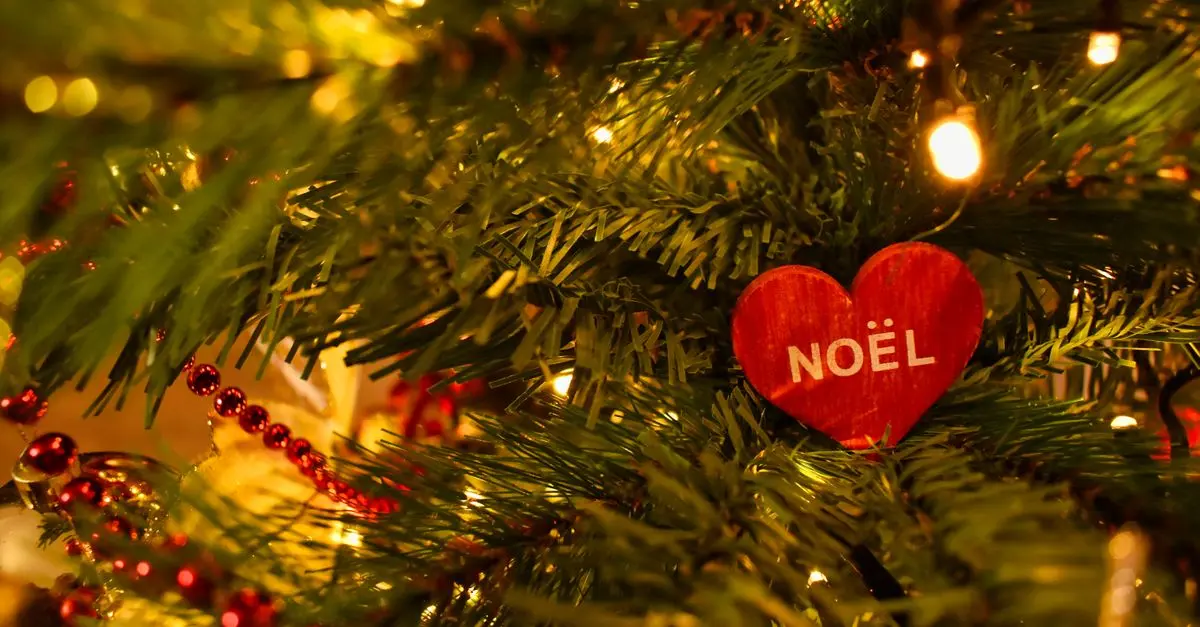 Comment Créer un Noël Magique avec des Traditions Familiales