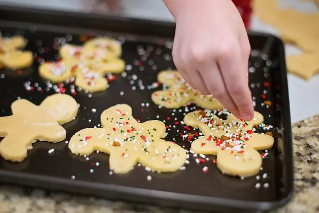 Comment Créer des Souvenirs Magiques de Noël en Famille