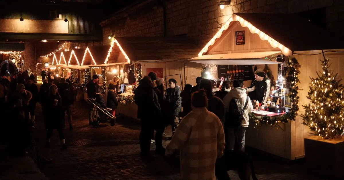 Les 10 Traditions de Noël à Découvrir pour Éveiller la Magie