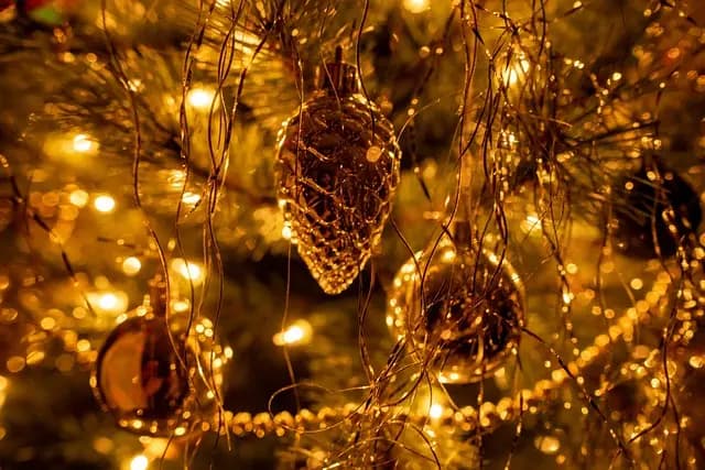 5 Astuces pour Rendre Votre Noël Magique et Inoubliable