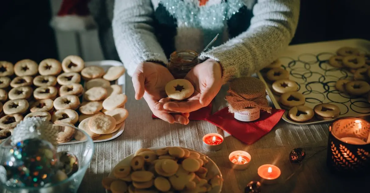 Comment Créer une Magie de Noël Éblouissante avec des Traditions