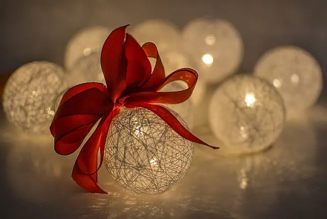 Comment Créer une Ambiance Magique pour Noël à la Maison