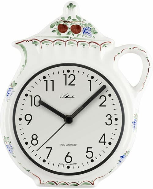 Pendule murale théière blanche radio-pilotée pour cuisine couleur : Décor cerise